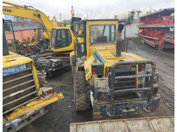 Wheel loader KOMATSU WA320