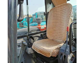 Mini excavator Kubota KX183-3: picture 2