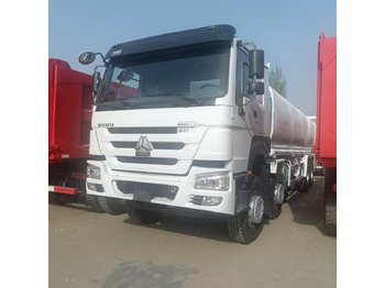 Tank truck SINOTRUK HOWO