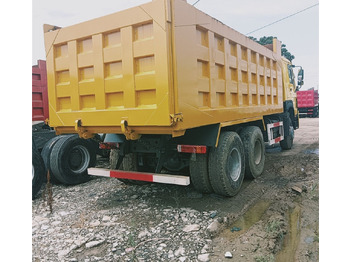 Tipper Sinotruk HOWO 6*4 Dump truck: picture 4