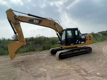 Crawler excavator CATERPILLAR 320D2