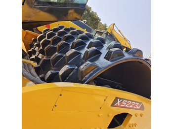 Road roller XCMG XS 223J WITH SHEEPFOOT PAD: picture 5 Road roller XCMG XS 223J WITH SHEEPFOOT PAD: picture 5