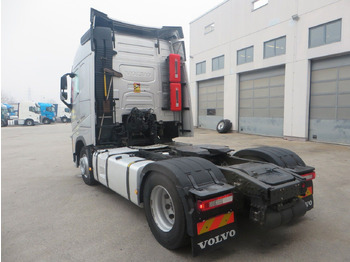 Tractor unit Volvo FH460 4x2Tractor: picture 4 Tractor unit Volvo FH460 4x2Tractor: picture 4