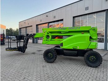 Articulated boom NIFTYLIFT