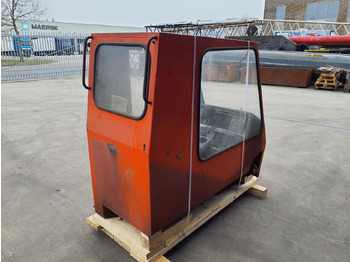 Cab for Mobile crane Krupp KMK 3045 upper cabin: picture 3