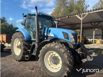 Farm tractor NEW HOLLAND T7000
