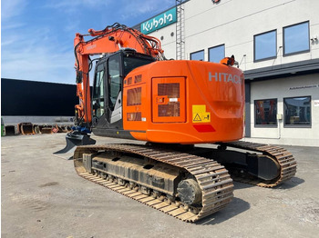 Leasing of Hitachi ZX225USLC-6 PYÖRITTÄJÄLLÄ  Hitachi ZX225USLC-6 PYÖRITTÄJÄLLÄ: picture 2