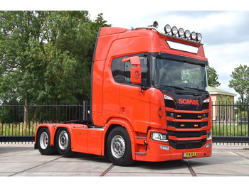 Tractor unit SCANIA R 450
