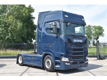 Tractor unit SCANIA S 450