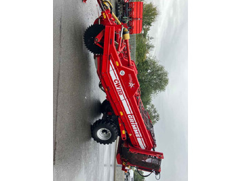 Potato harvester GRIMME
