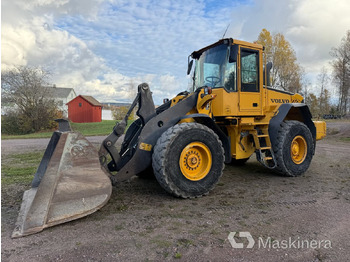 Wheel loader VOLVO L90