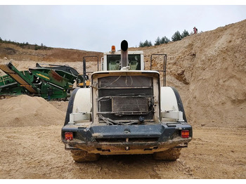 Wheel loader Volvo L180E: picture 4