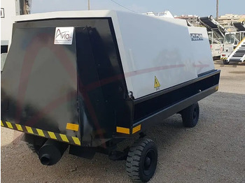 Ground power unit HOUCHIN 690 C90: picture 2