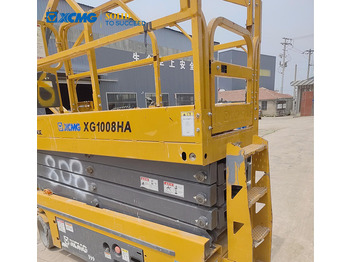 Scissor lift XCMG