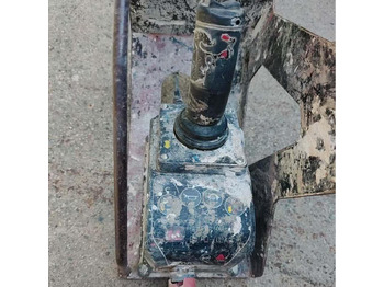 Scissor lift XCMG XG1412HA-Li battery electric mobile scissor lift 14m price: picture 2 Scissor lift XCMG XG1412HA-Li battery electric mobile scissor lift 14m price: picture 2