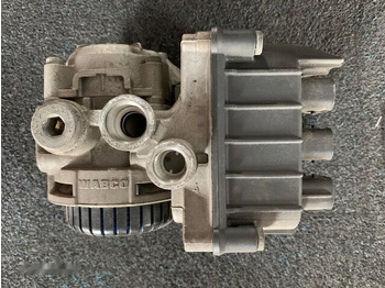Brake valve for Truck 1867005   DAF XF 106 truck: picture 3