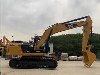 Crawler excavator CATERPILLAR 323