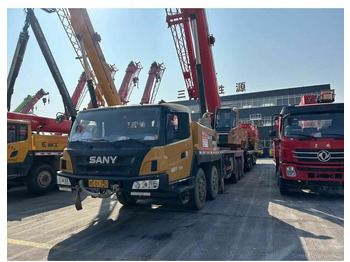 Mobile crane SANY