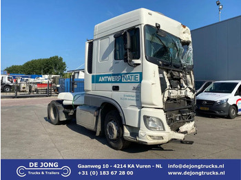 Tractor unit DAF XF 106 460