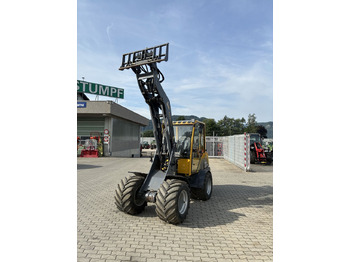 Compact loader EUROTRAC