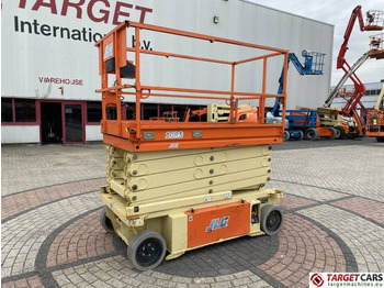 Scissor lift JLG