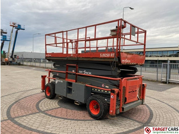 Scissor lift SkyJack SJ9250 RT Diesel 4x4 Scissor 9250 Work Lift 1720cm: picture 2