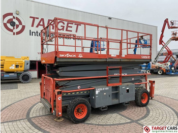 Scissor lift SKYJACK