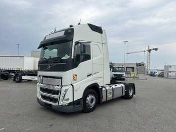 Tractor unit VOLVO FH 500