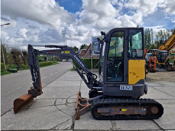 Leasing of Volvo ECR25D met 2562 uur Volvo ECR25D met 2562 uur: picture 1