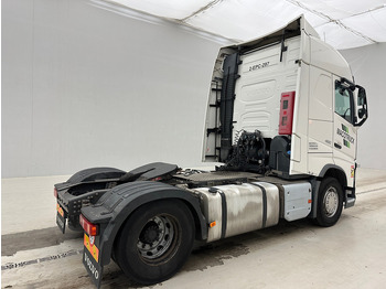 Tractor unit Volvo FH 460 Globetrotter - ADR: picture 5