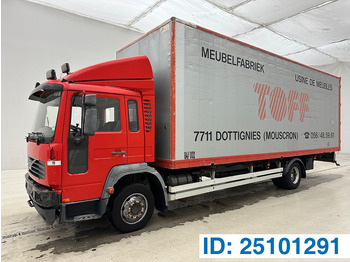 Container transporter/ Swap body truck VOLVO FL 220