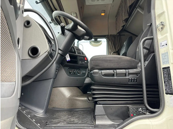 Curtainsider truck DAF XF 510 Spacecab Euro 6 Retarder: picture 5