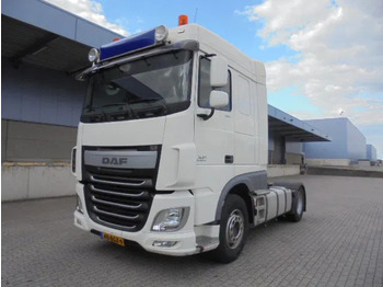 Tractor unit DAF XF 460