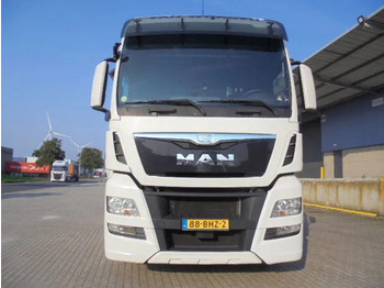 Tractor unit MAN TGX 28.480 6X2 XXL: picture 2
