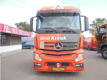Tractor unit Mercedes-Benz Actros 2343 6X2 VOORLOOPAS: picture 2