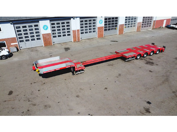 Low loader semi-trailer