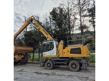 Waste/ Industry handler LIEBHERR LH 30 M