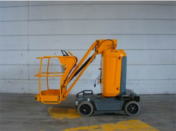 Vertical mast lift HAULOTTE