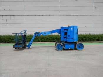Articulated boom JLG