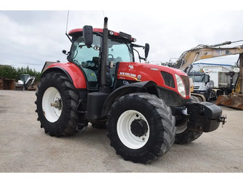 Agricultural machinery New Holland T7.270 4WD SA T7.270 4WD SA: picture 3 Agricultural machinery New Holland T7.270 4WD SA T7.270 4WD SA: picture 3