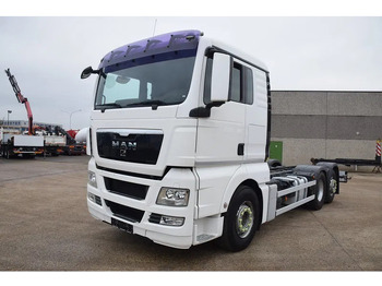 Cab chassis truck MAN TGX 26.480: picture 2