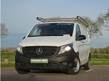 Small van MERCEDES-BENZ Vito 111