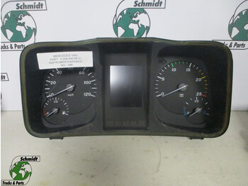 Dashboard MERCEDES-BENZ