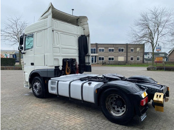 Tractor unit DAF XF106-460 / DOUBLE TANK / DEB / FRIDGE / 2XBED / AUTOMATIC / EURO-6 / 2014: picture 2