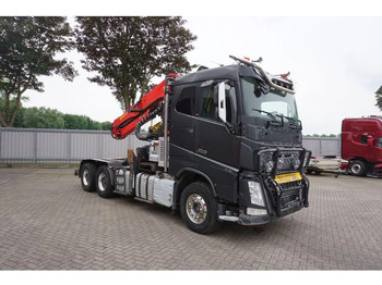Timber truck, Crane truck Volvo FH16-750 / ENGINE RUNNING / 6x4 / RETARDER / BIG AXLE / VEB+ / PALFINGER FD250 / EURO-6 / 2016: picture 3