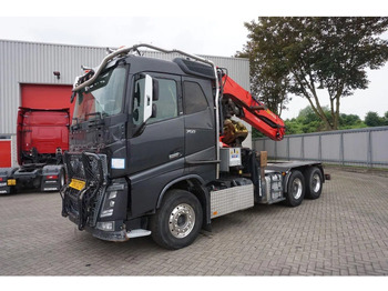 Timber truck, Crane truck Volvo FH16-750 / ENGINE RUNNING / 6x4 / RETARDER / BIG AXLE / VEB+ / PALFINGER FD250 / EURO-6 / 2016: picture 2