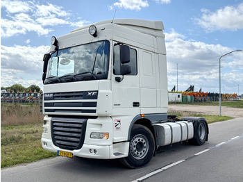 Tractor unit DAF XF 105 460