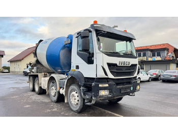 Concrete mixer truck Iveco Trakker AD340TB45 8x4 mixer 10m3: picture 3 Concrete mixer truck Iveco Trakker AD340TB45 8x4 mixer 10m3: picture 3
