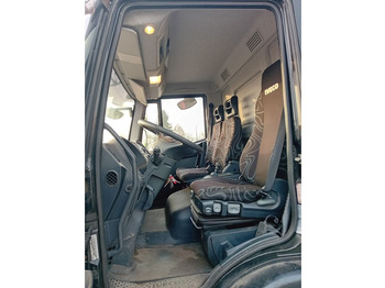 Box truck Iveco: picture 3
