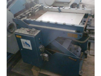 Folding machine